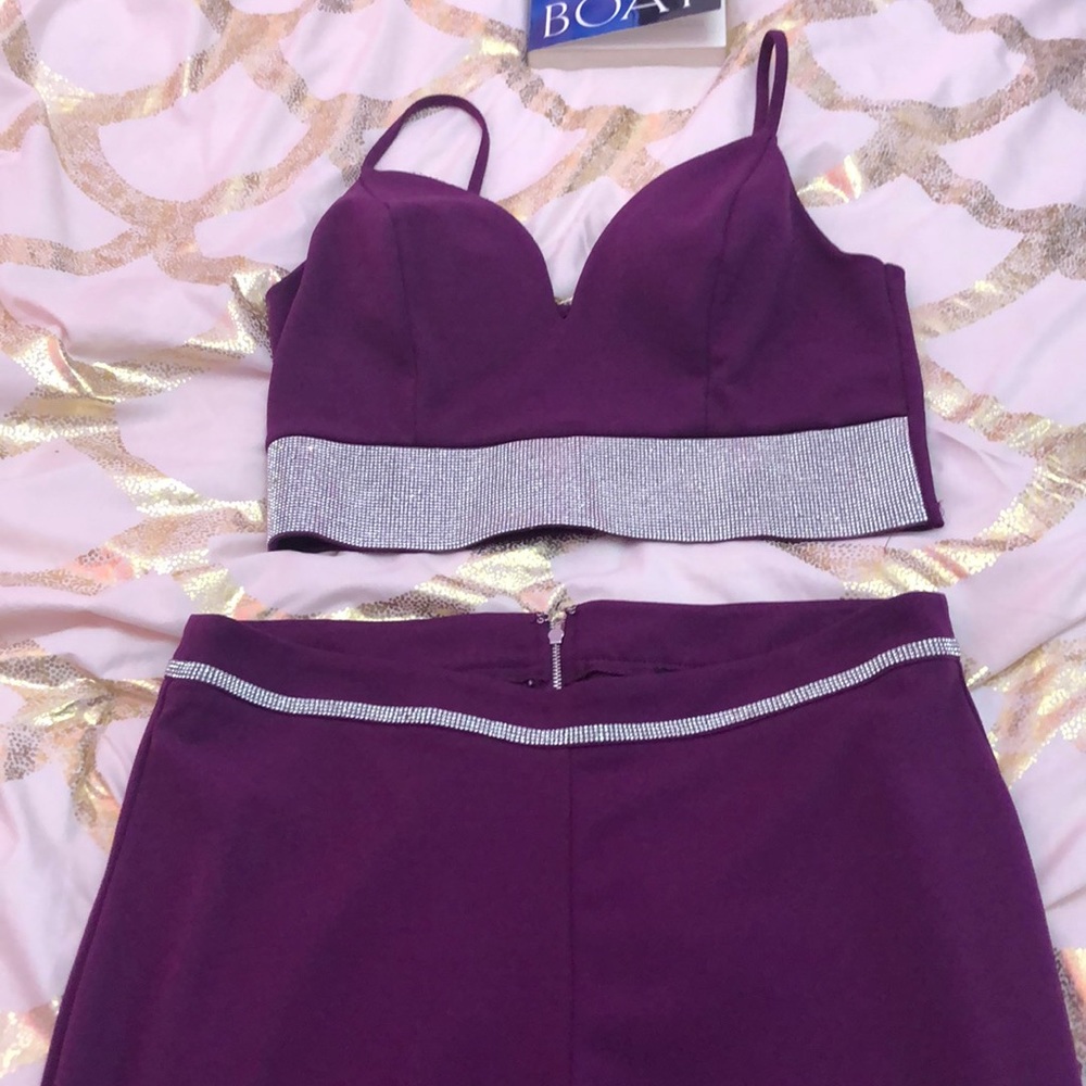 Two pieces suit